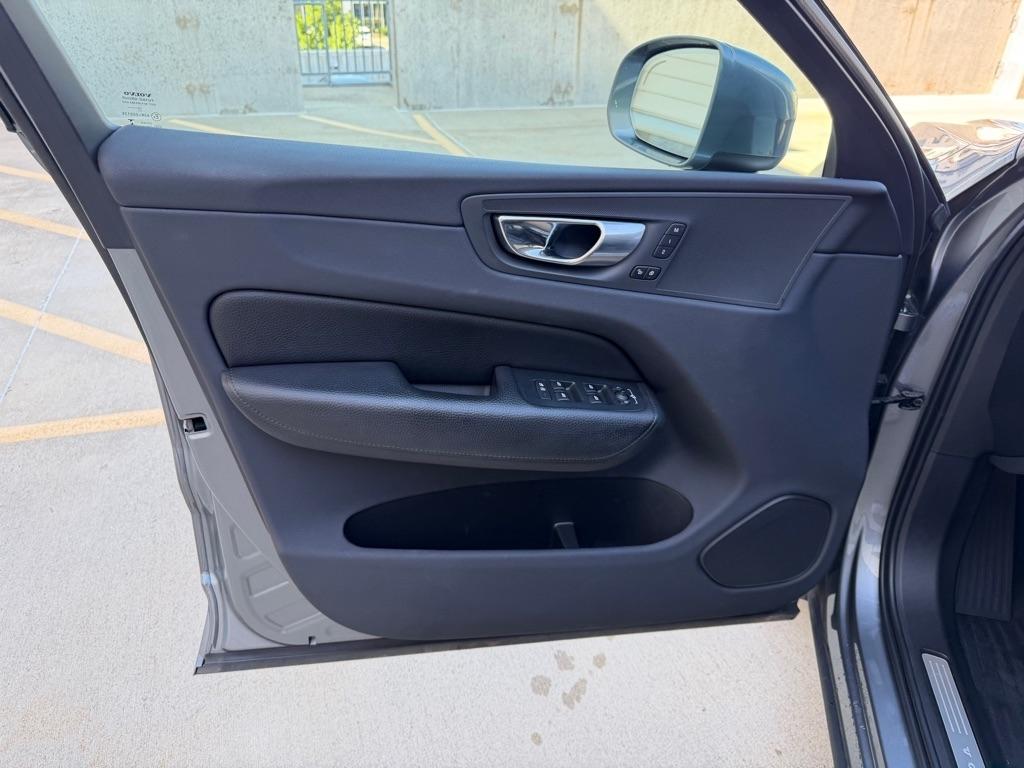 Volvo XC60 T5 Momentum AWD 2019