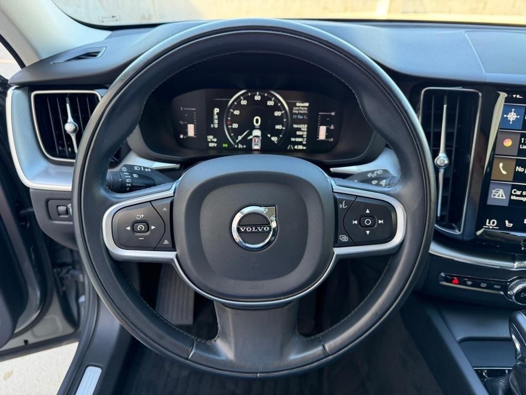 Volvo XC60 T5 Momentum AWD 2019