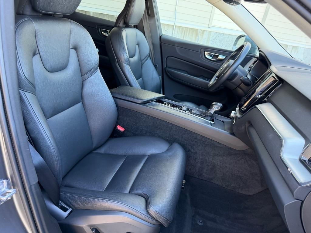 Volvo XC60 T5 Momentum AWD 2019