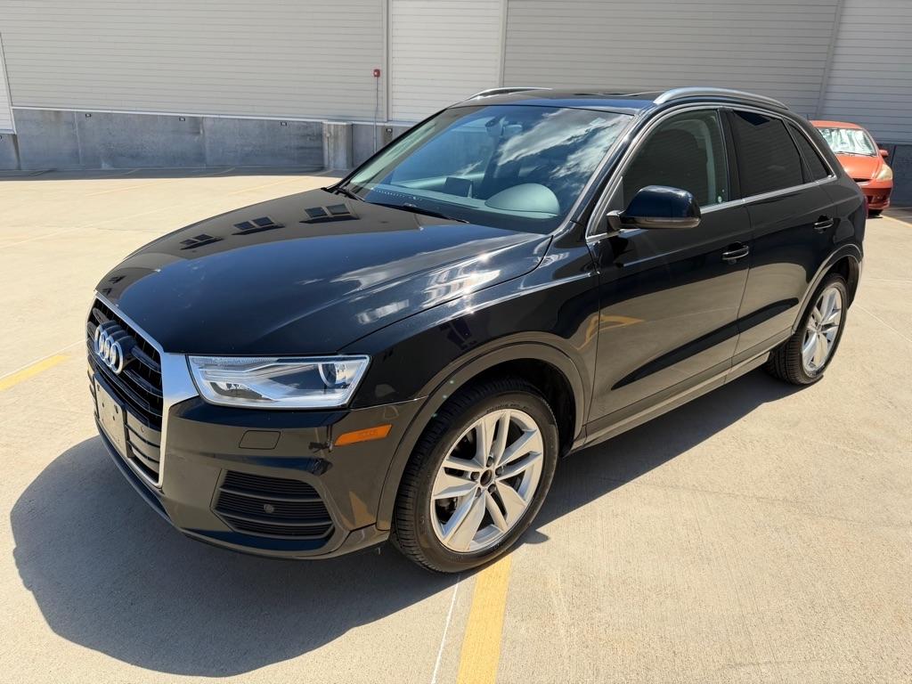 Audi Q3 2.0T quattro Premium Plus 2016