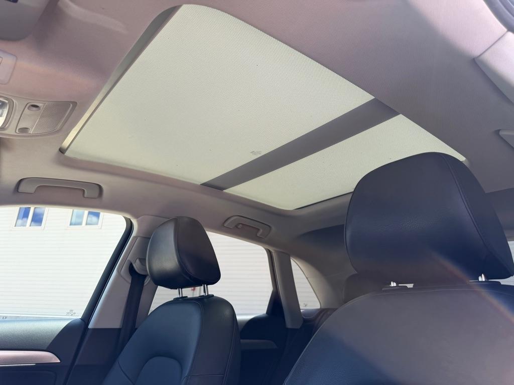 Audi Q3 2.0T quattro Premium Plus 2016