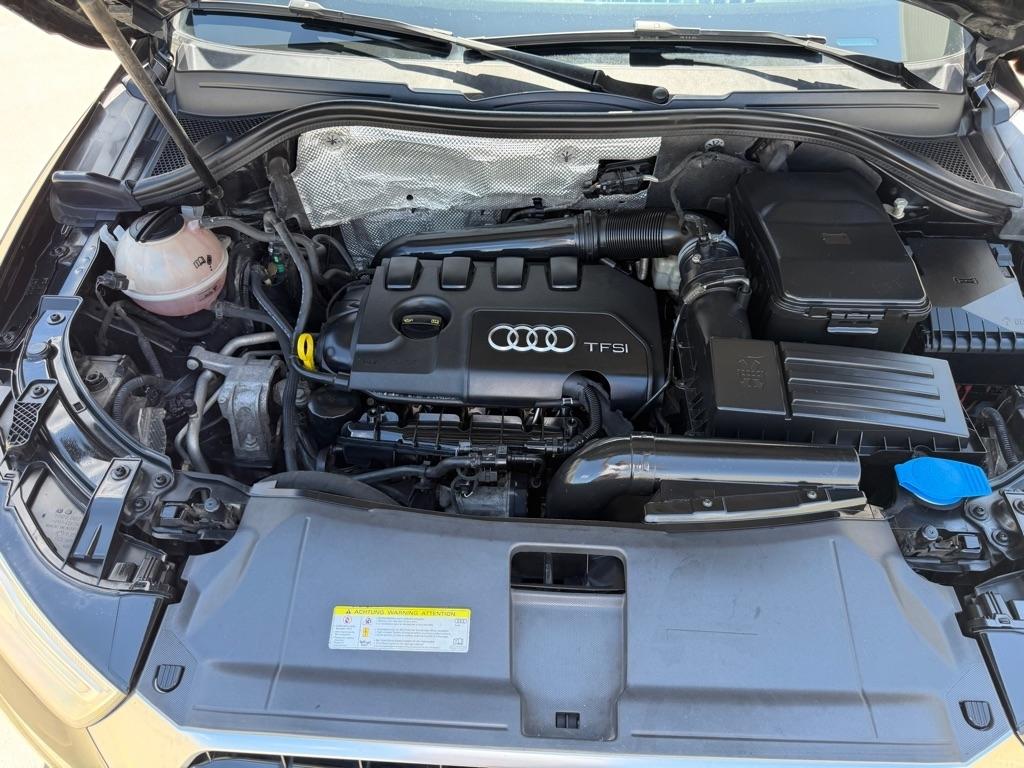 Audi Q3 2.0T quattro Premium Plus 2016