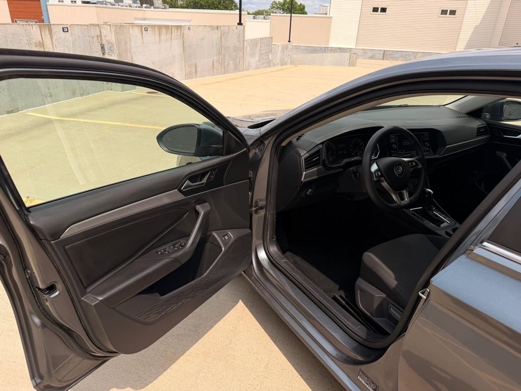 Volkswagen Jetta 1.4T S 8A 2019