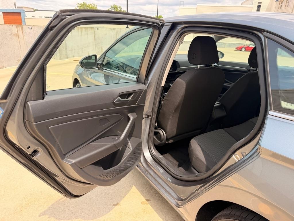 Volkswagen Jetta 1.4T S 8A 2019
