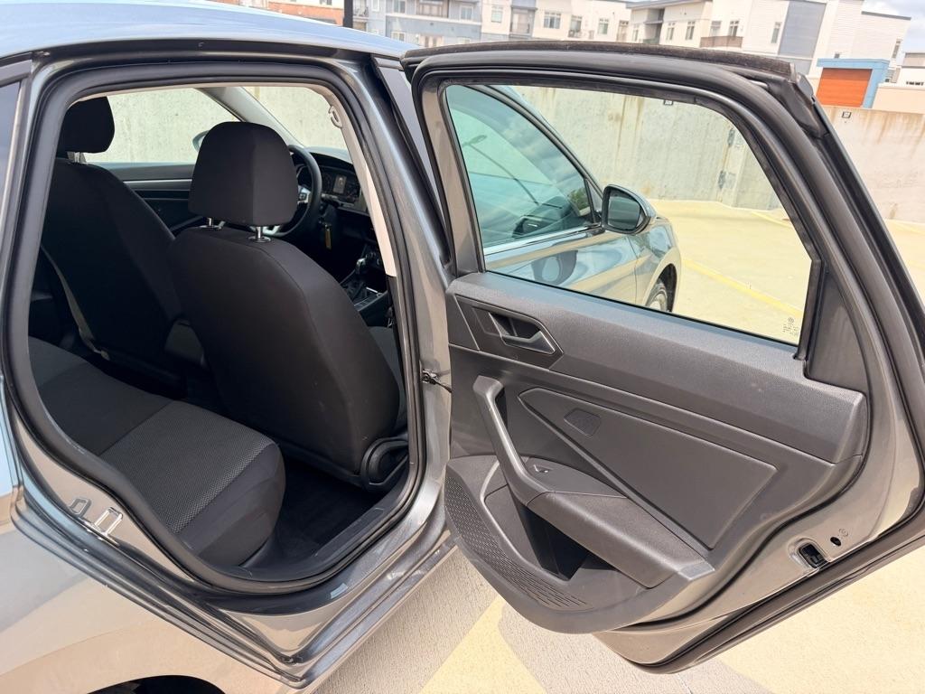 Volkswagen Jetta 1.4T S 8A 2019