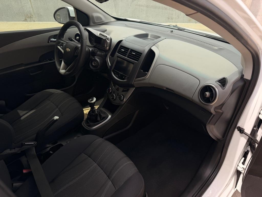 Chevrolet Sonic LT Manual Sedan 2013