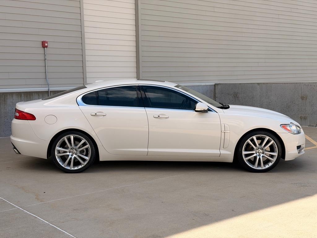 Jaguar XF-Series Premium Luxury 2010