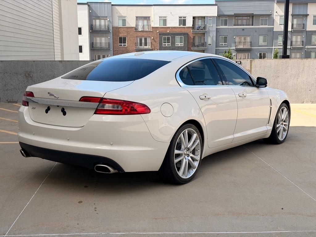 Jaguar XF-Series Premium Luxury 2010