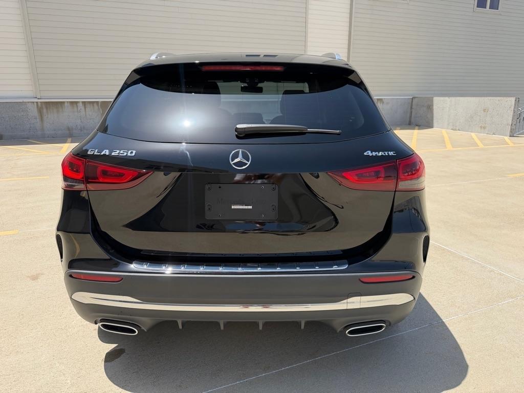 Mercedes-Benz GLA-Class GLA250 4MATIC 2023