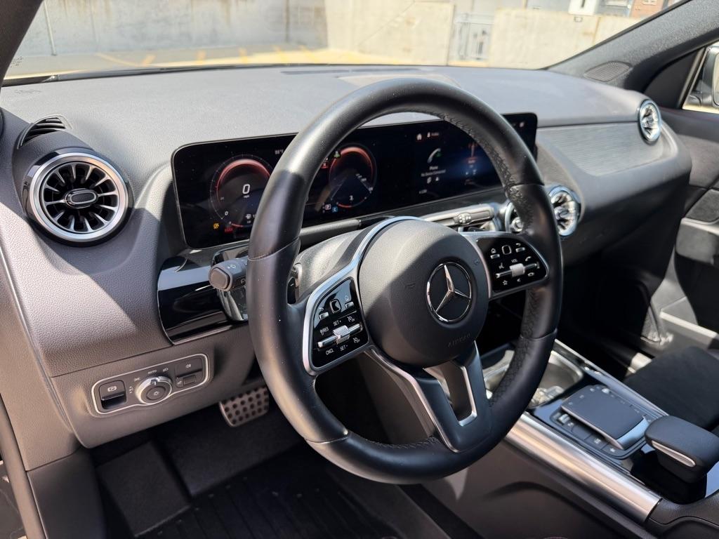 Mercedes-Benz GLA-Class GLA250 4MATIC 2023