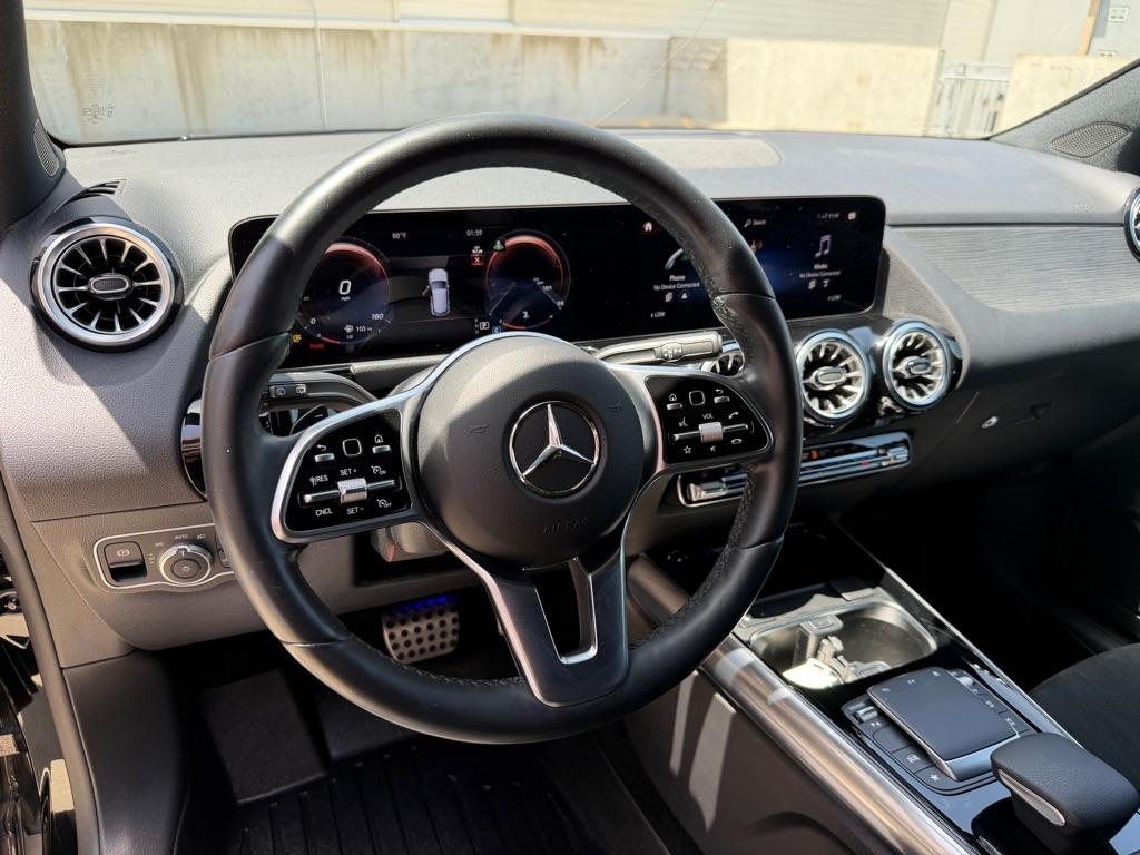 Mercedes-Benz GLA-Class GLA250 4MATIC 2023