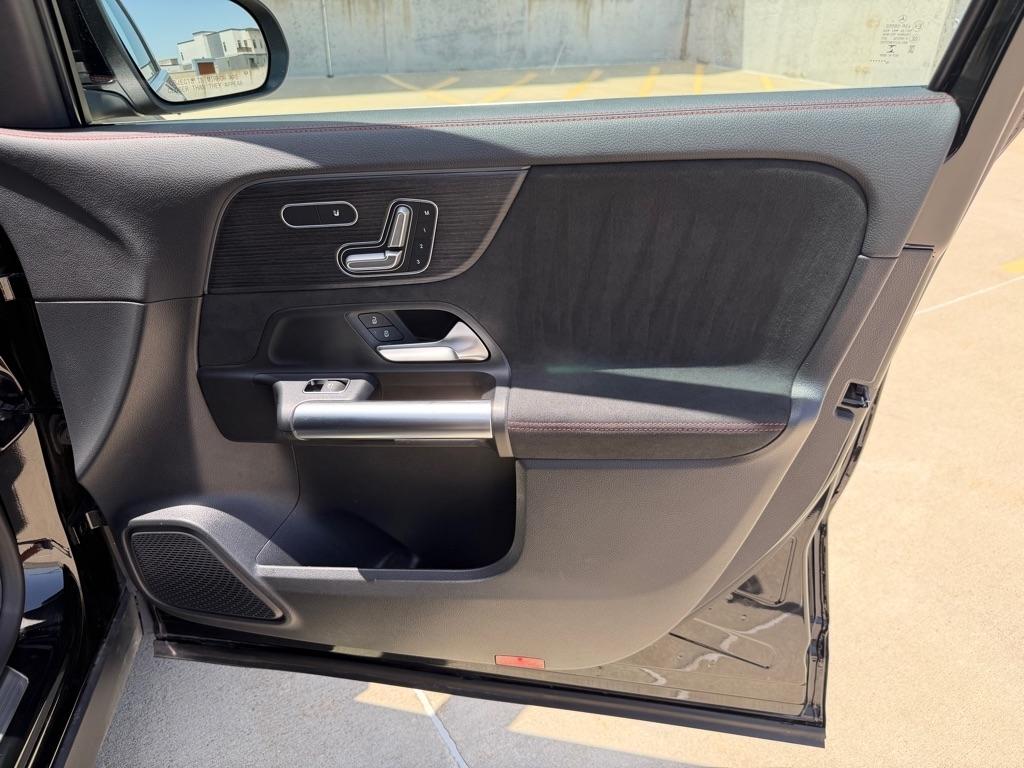 Mercedes-Benz GLA-Class GLA250 4MATIC 2023