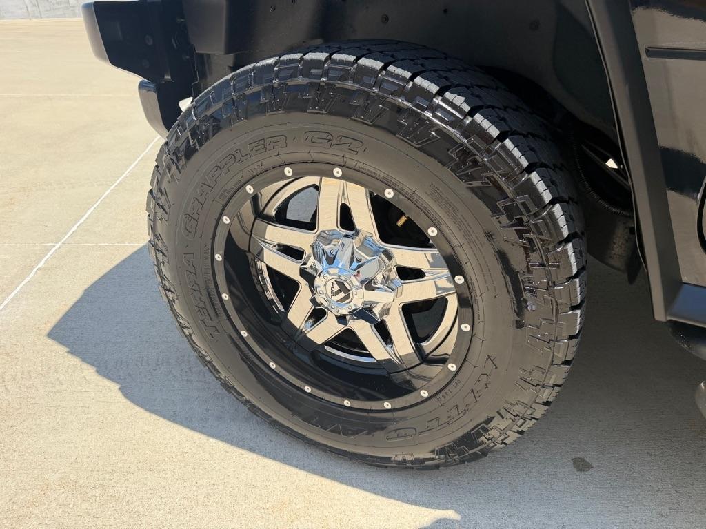 HUMMER H2 Sport Utility 2004