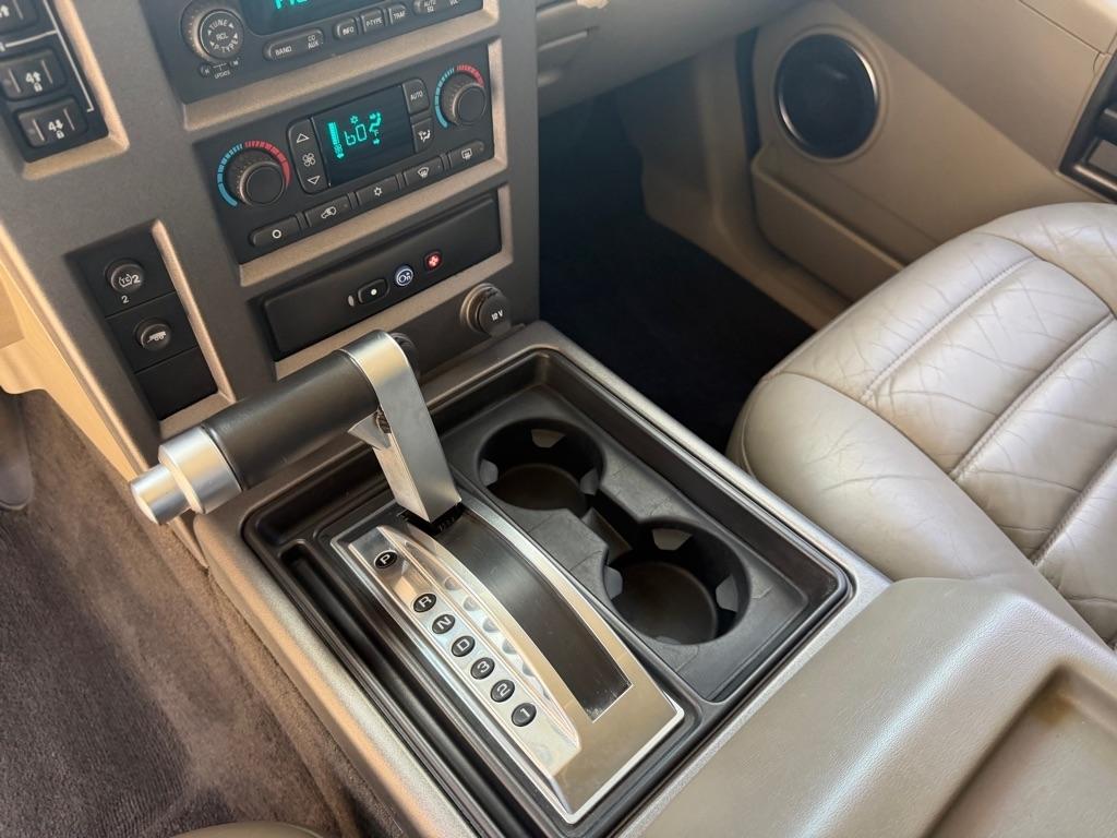 HUMMER H2 Sport Utility 2004