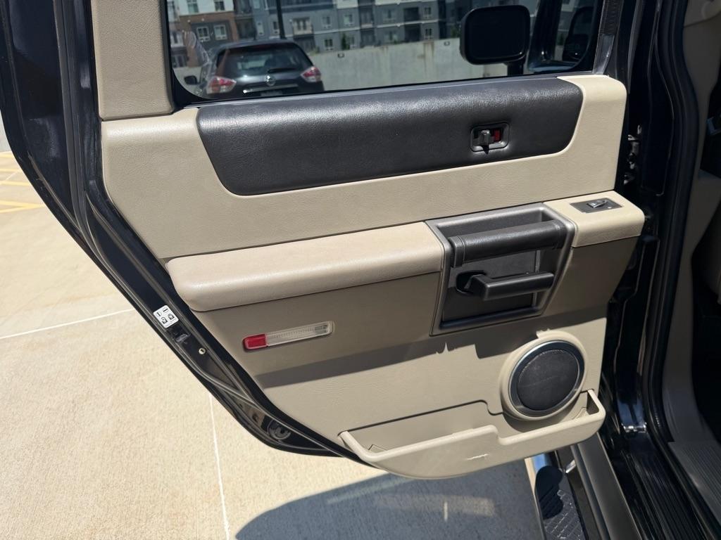 HUMMER H2 Sport Utility 2004