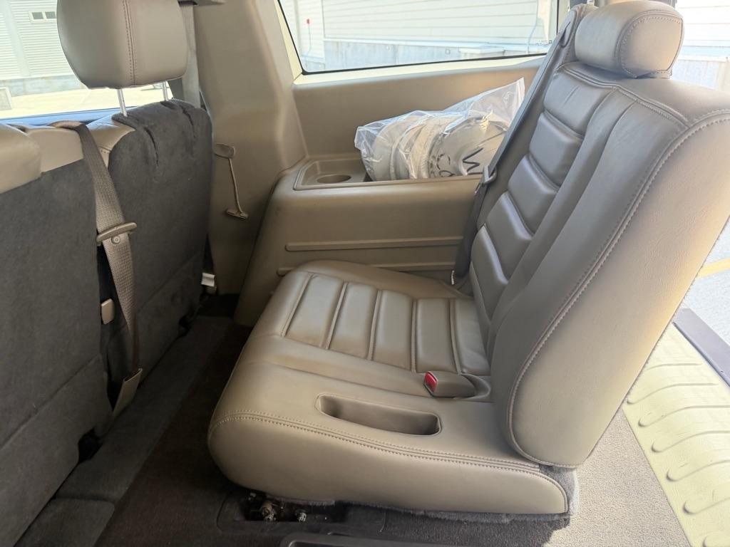 HUMMER H2 Sport Utility 2004