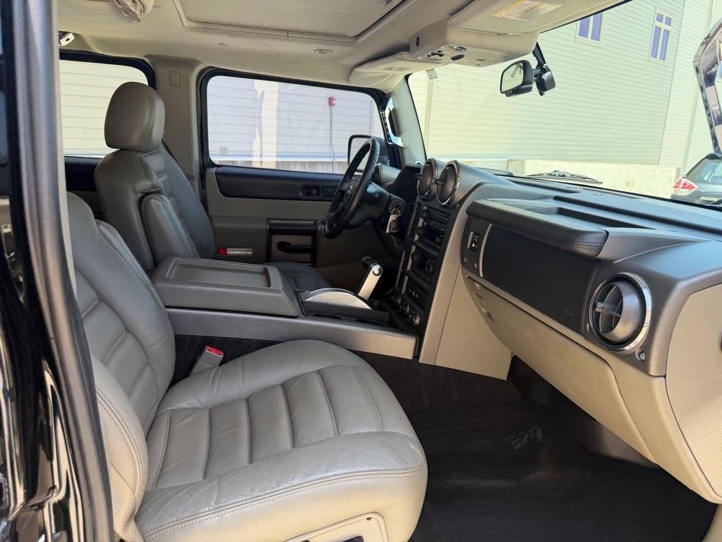 HUMMER H2 Sport Utility 2004