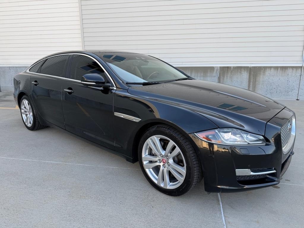 Jaguar XJ-Series XJL Portfolio 2018