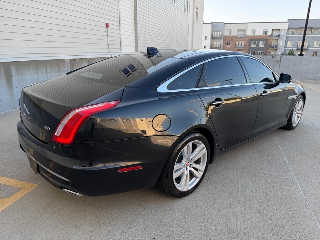 Jaguar XJ-Series XJL Portfolio 2018
