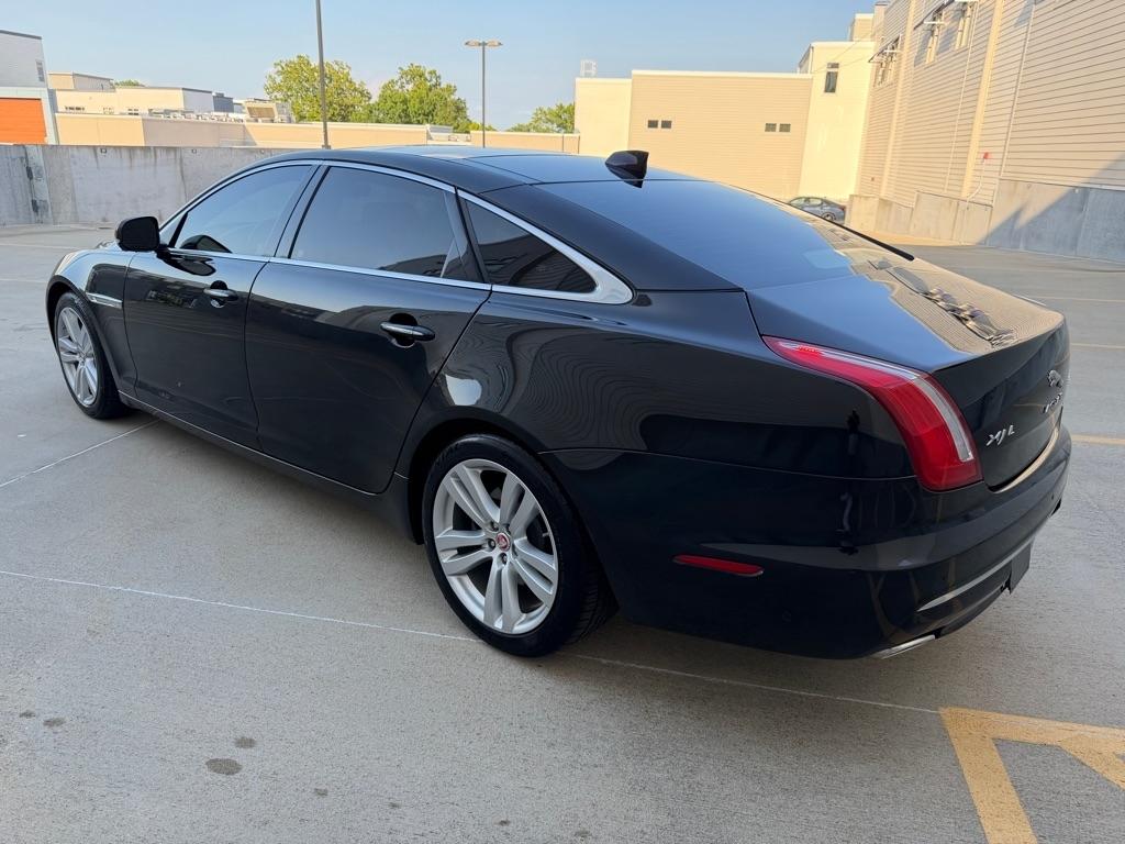 Jaguar XJ-Series XJL Portfolio 2018