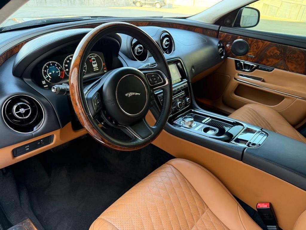 Jaguar XJ-Series XJL Portfolio 2018