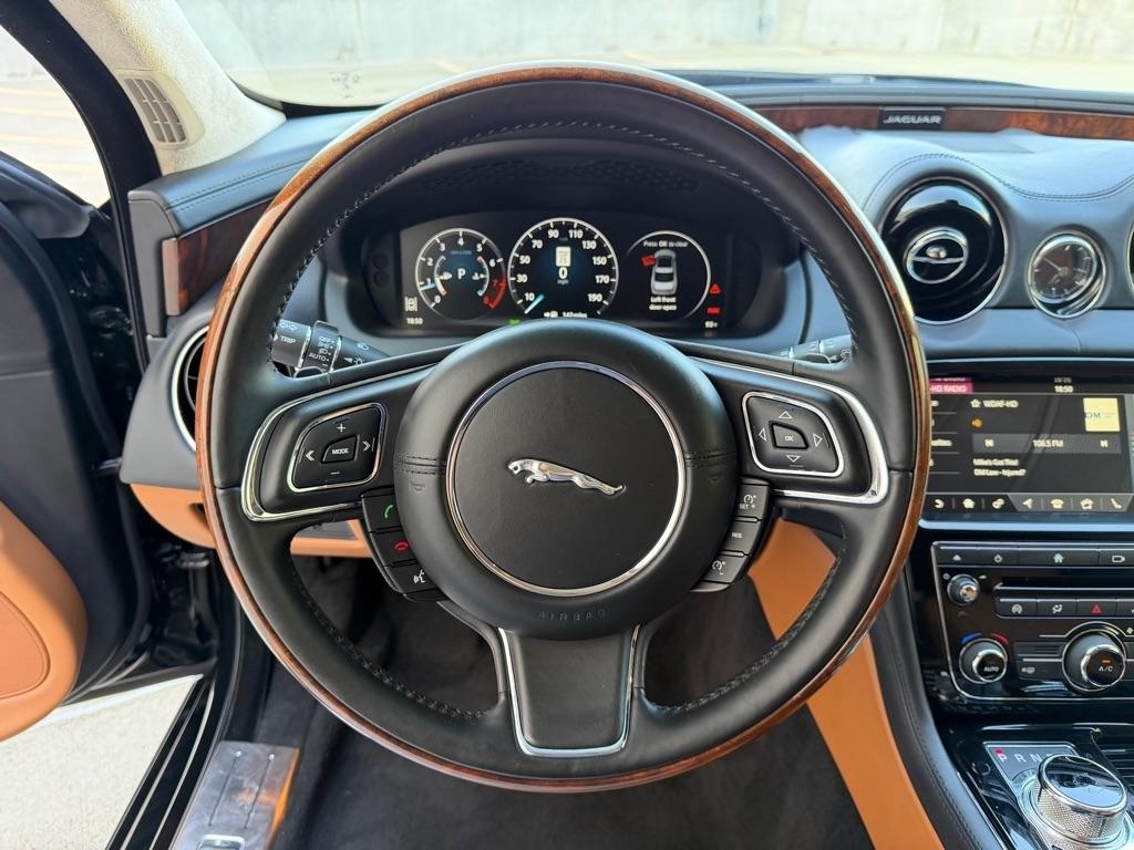 Jaguar XJ-Series XJL Portfolio 2018