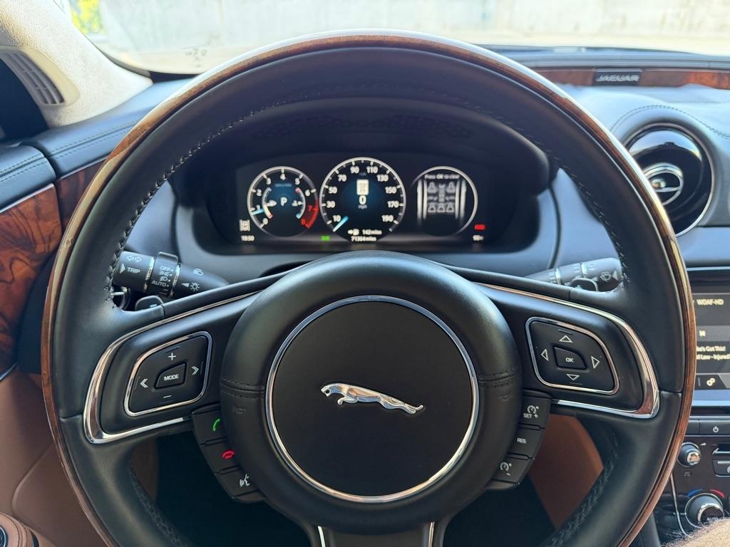Jaguar XJ-Series XJL Portfolio 2018