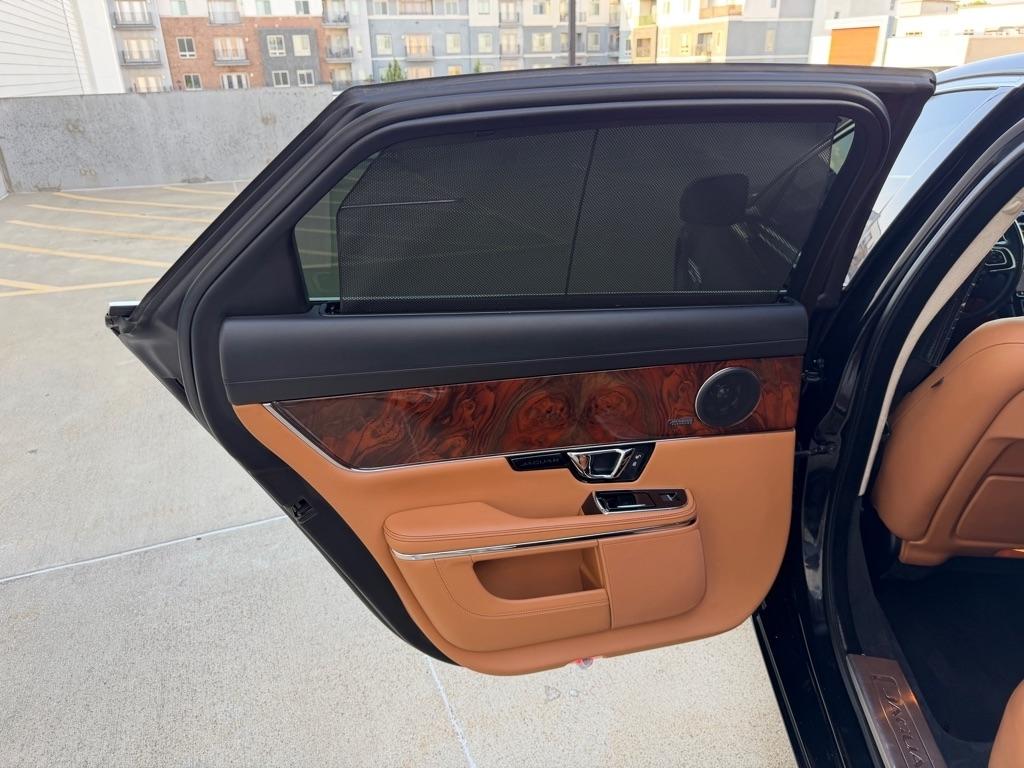 Jaguar XJ-Series XJL Portfolio 2018
