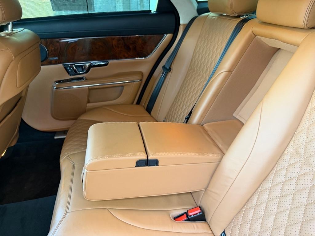 Jaguar XJ-Series XJL Portfolio 2018