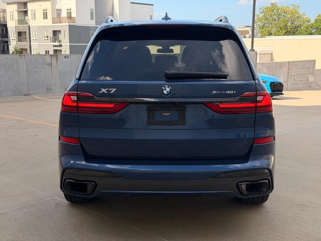 BMW X7  2020