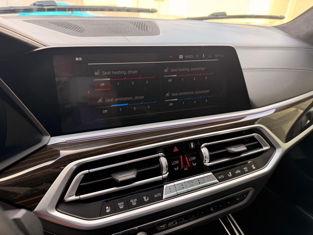 BMW X7  2020