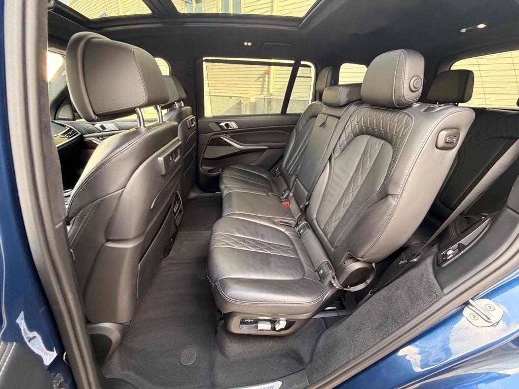 BMW X7  2020