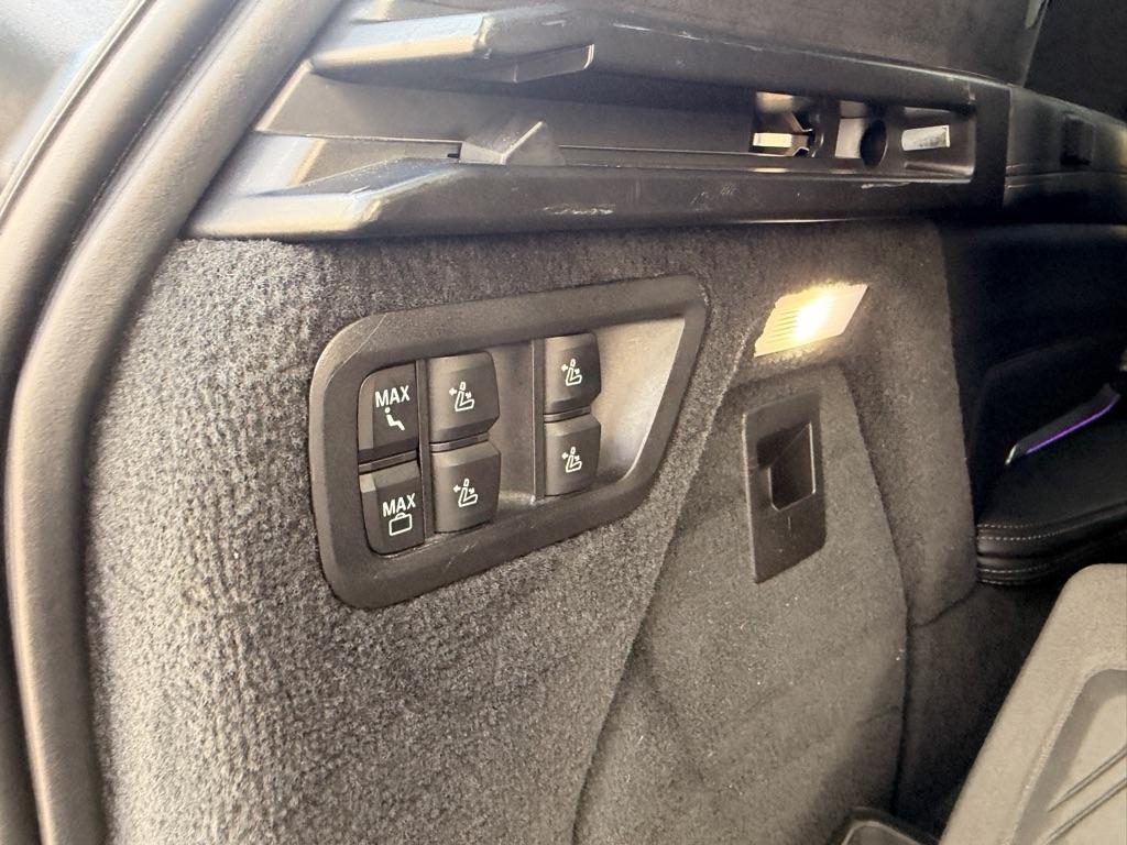 BMW X7  2020