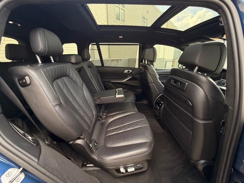 BMW X7  2020
