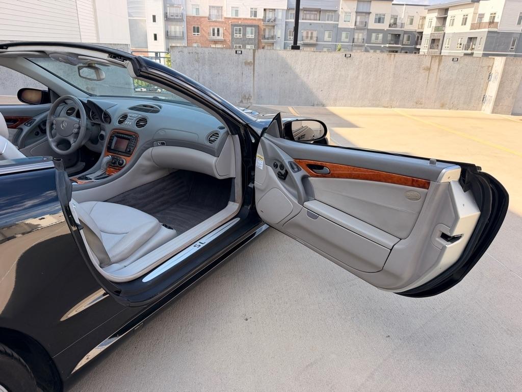 Mercedes-Benz SL-Class SL500 2004