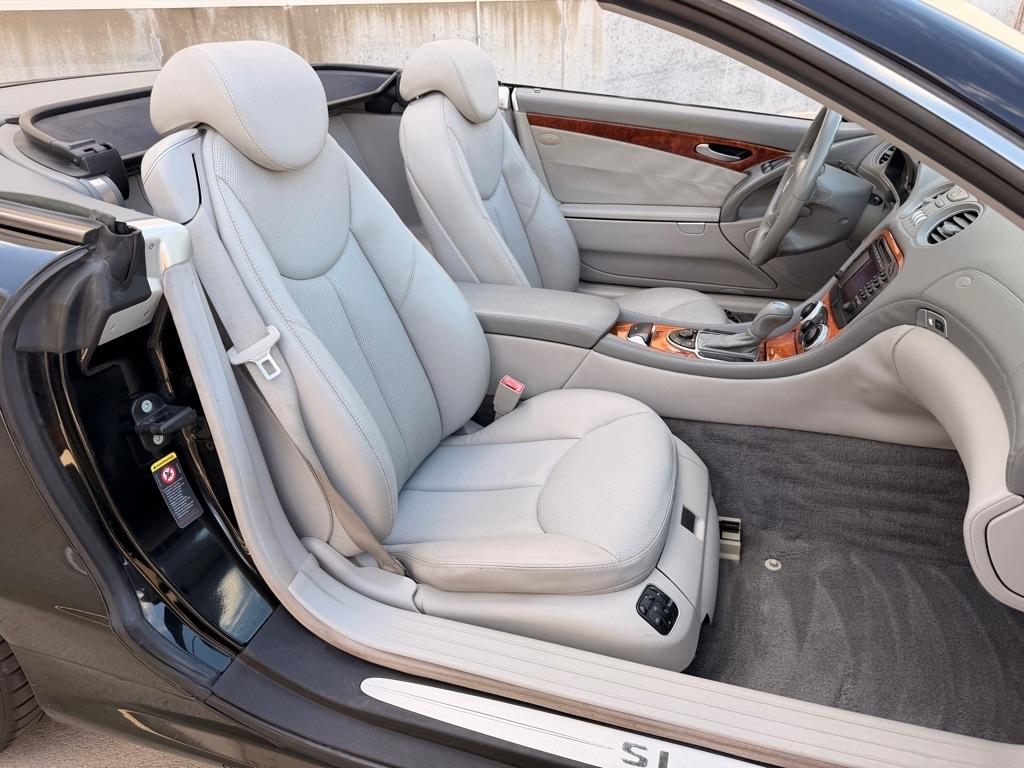 Mercedes-Benz SL-Class SL500 2004