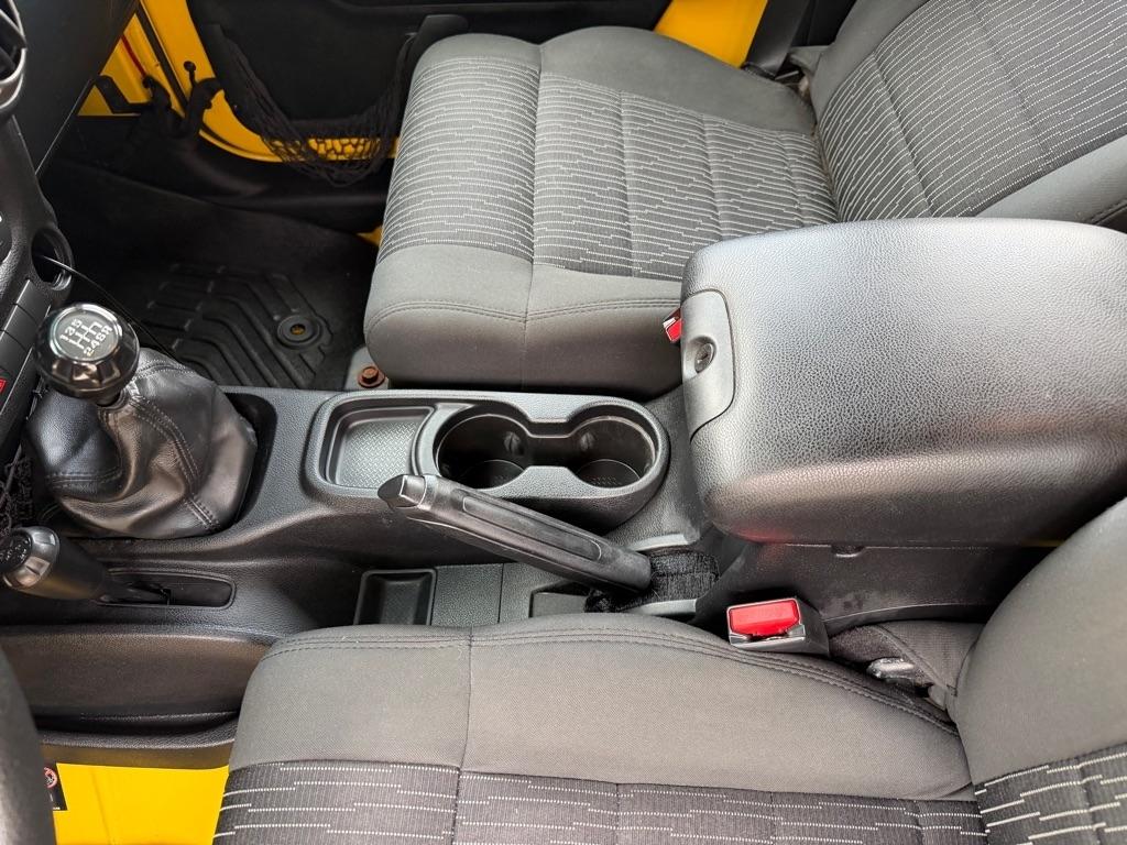 Jeep Wrangler Unlimited Sport 4WD 2011