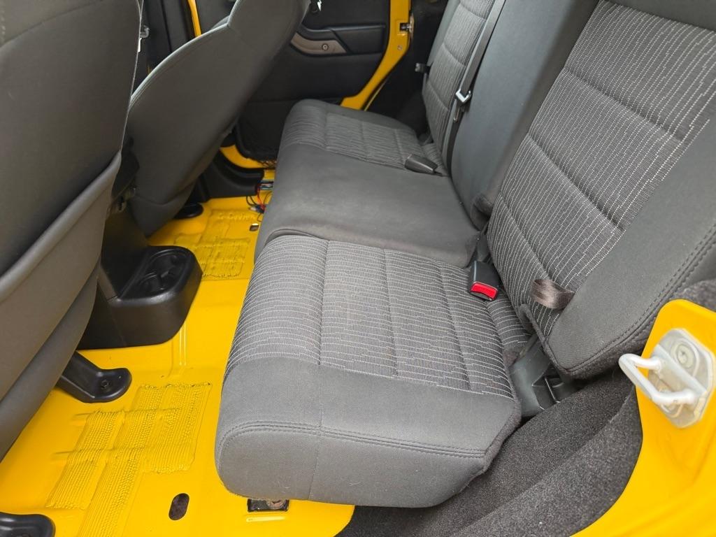 Jeep Wrangler Unlimited Sport 4WD 2011