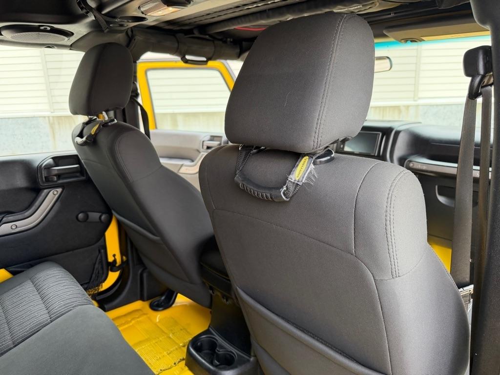 Jeep Wrangler Unlimited Sport 4WD 2011