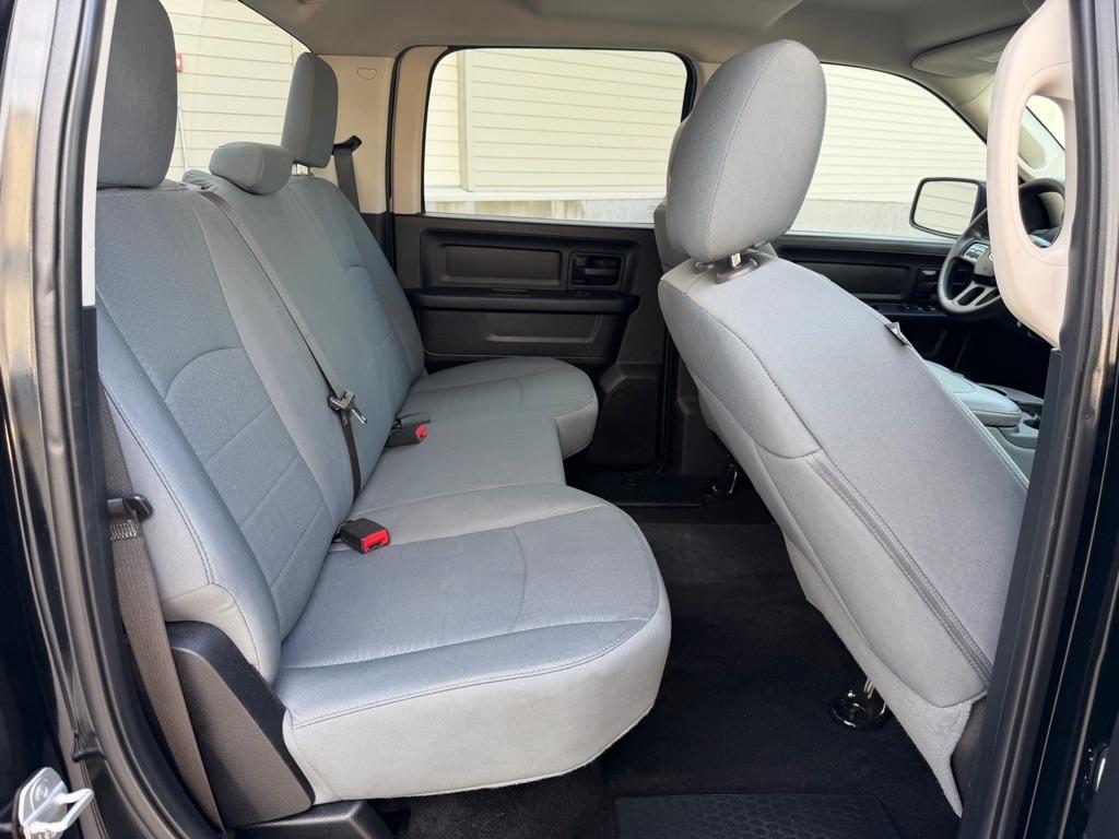 RAM 1500 Tradesman Crew Cab SWB 4WD 2014