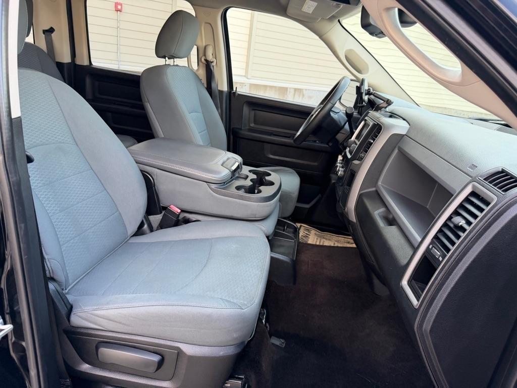 RAM 1500 Tradesman Crew Cab SWB 4WD 2014