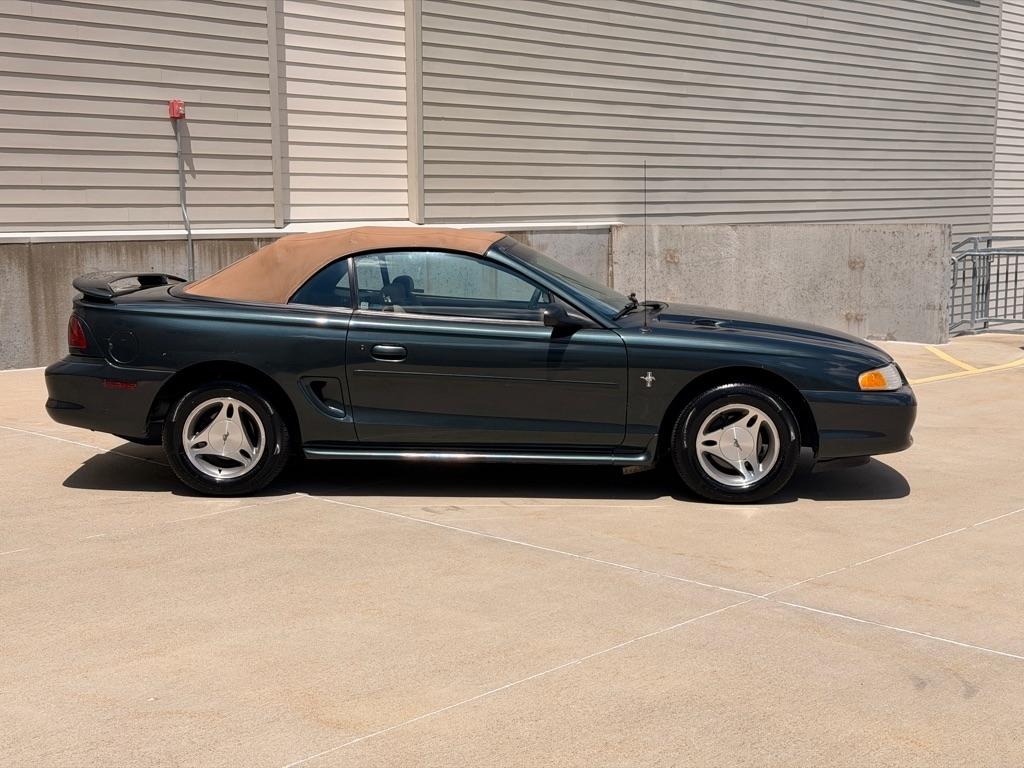 Ford Mustang Convertible 1998