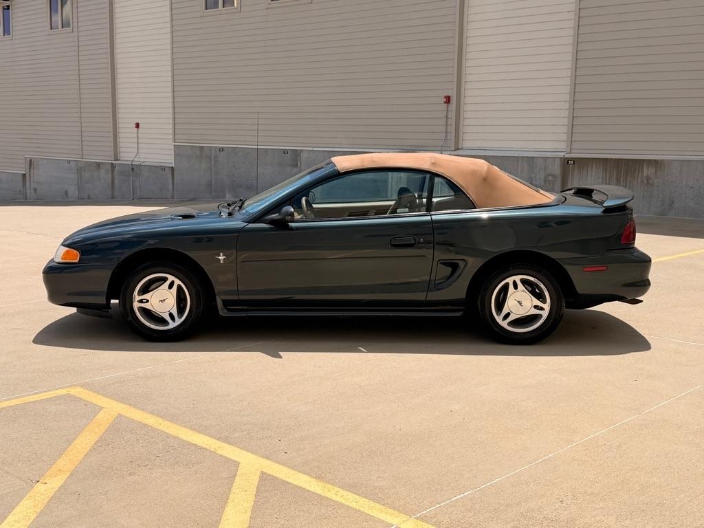 Ford Mustang Convertible 1998