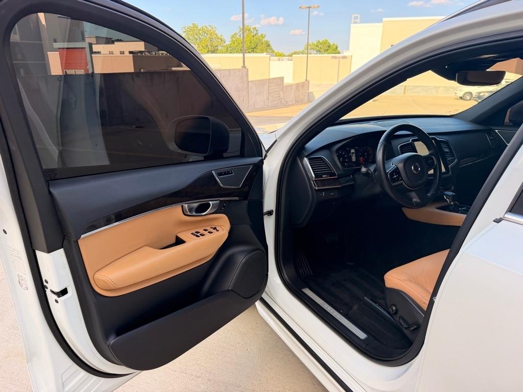 Volvo XC90 T6 Momentum AWD 2018