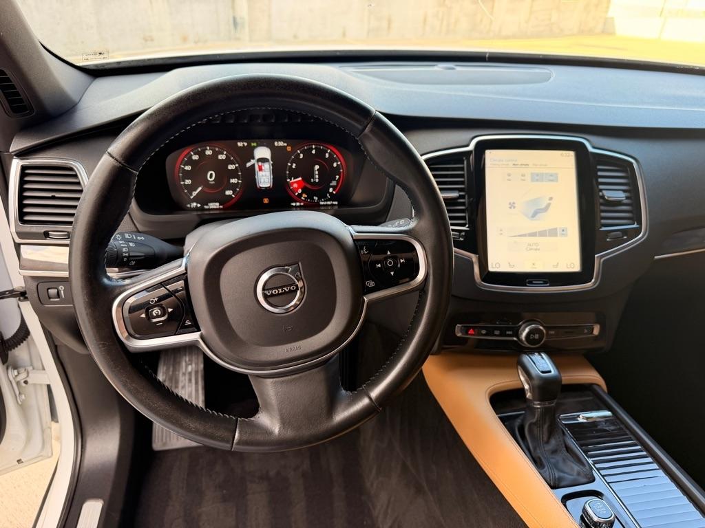 Volvo XC90 T6 Momentum AWD 2018