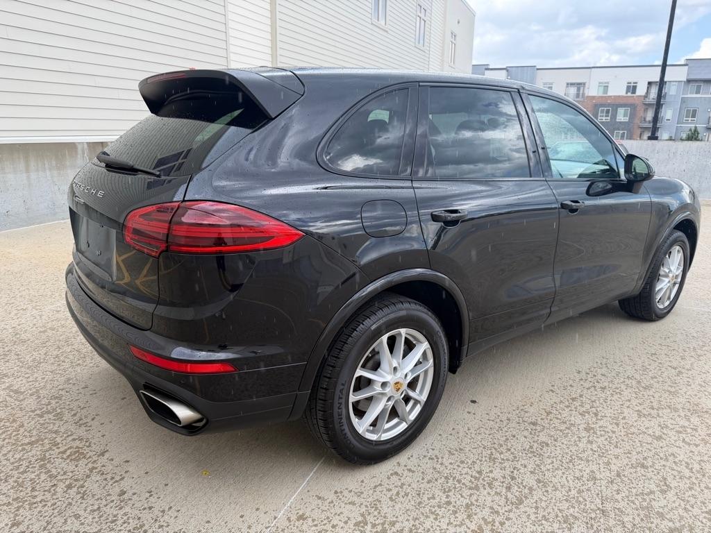 Porsche Cayenne Base 2017