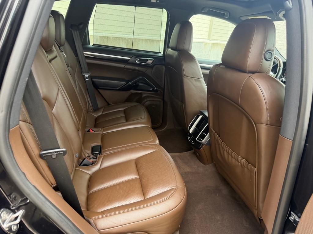 Porsche Cayenne Base 2017
