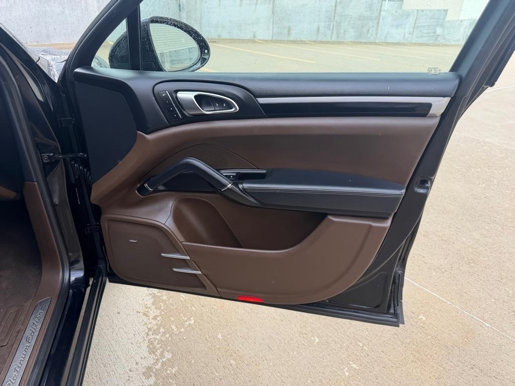 Porsche Cayenne Base 2017