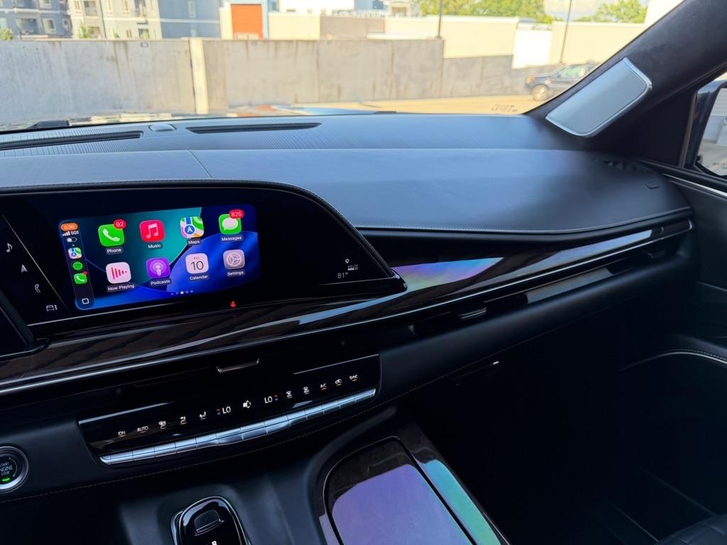 Cadillac Escalade ESV Sport Platinum AWD 2023