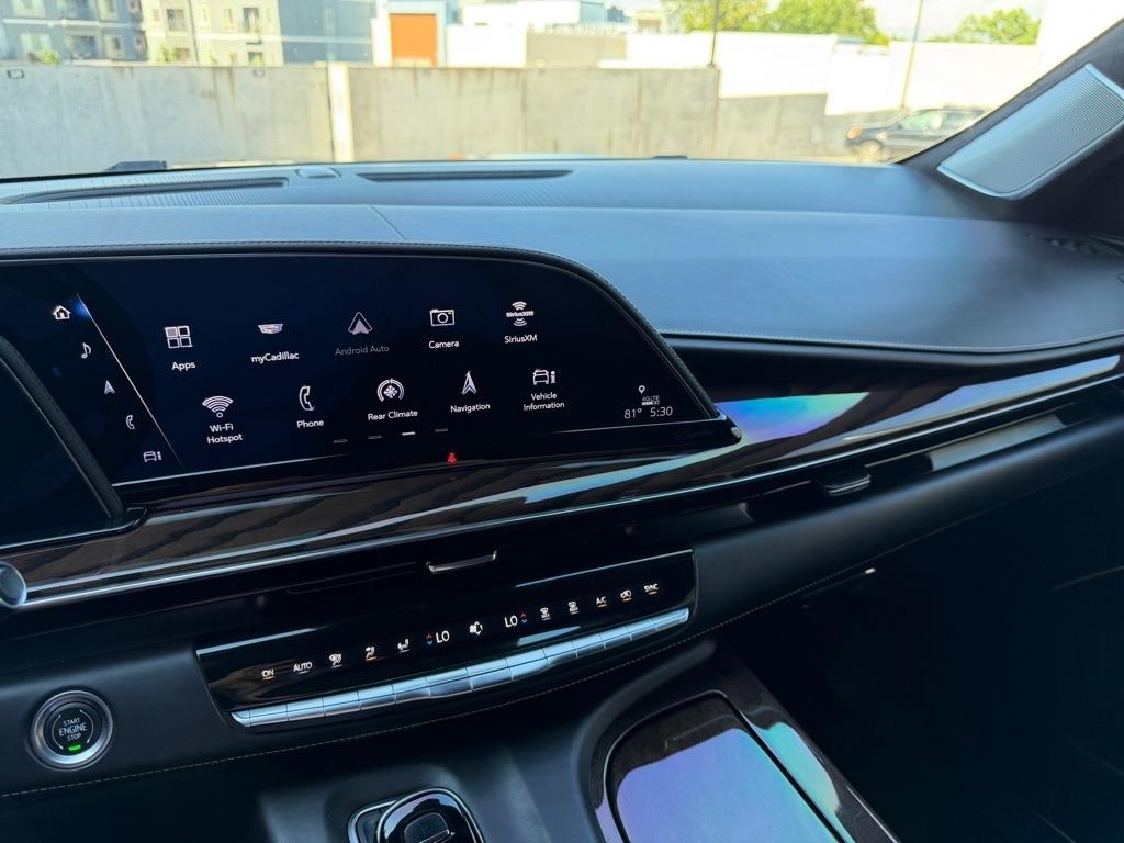 Cadillac Escalade ESV Sport Platinum AWD 2023